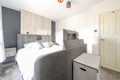 4, Hillview Cottages Fox Elms Road, Tuffley, Gloucester, GL4 0BS