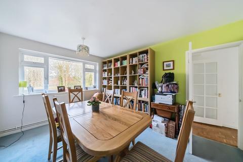182 Wandle Road, Morden, SM4 6AB