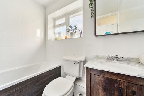 182 Wandle Road, Morden, SM4 6AB