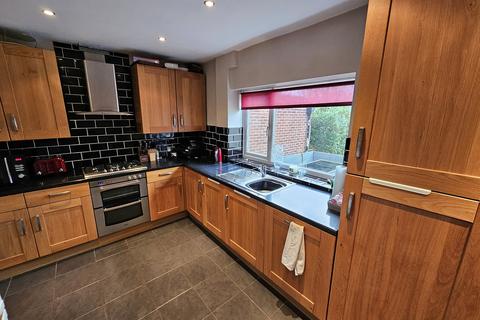 3 bedroom terraced house for sale, Balmoral Avenue, Leftwich, Northwich, CW9