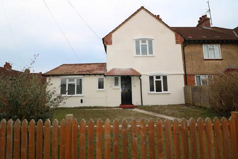 4 bedroom end of terrace house to rent, Beresford Road, Dorking