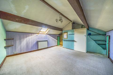 7 Rooley Lane, Sowerby Bridge, HX6 1JG
