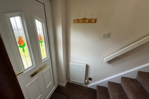 3 bedroom semi-detached house for sale, West Avenue, South Elmsall