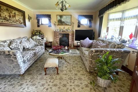 53 Maldon Road, Tiptree, Colchester, CO5 0TS