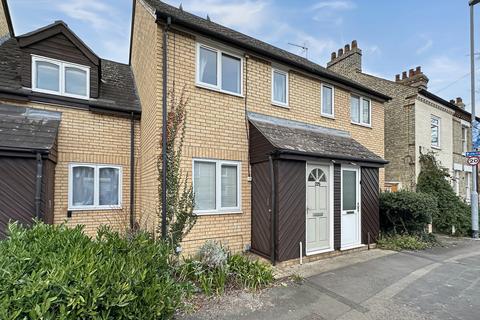 2 bedroom semi-detached house to rent, High Street, Cambridge CB4