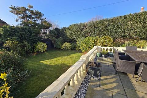 5 bedroom semi-detached house for sale, Southwick Street, West Sussex BN42