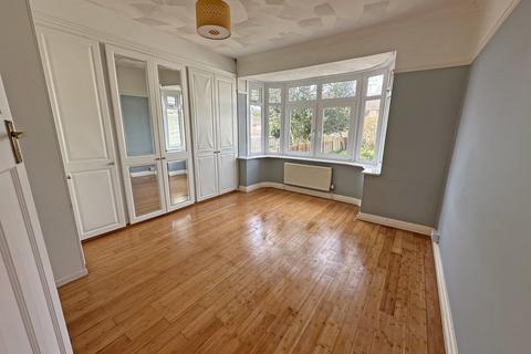 81 Overhill, Southwick, Brighton, BN42 4WH