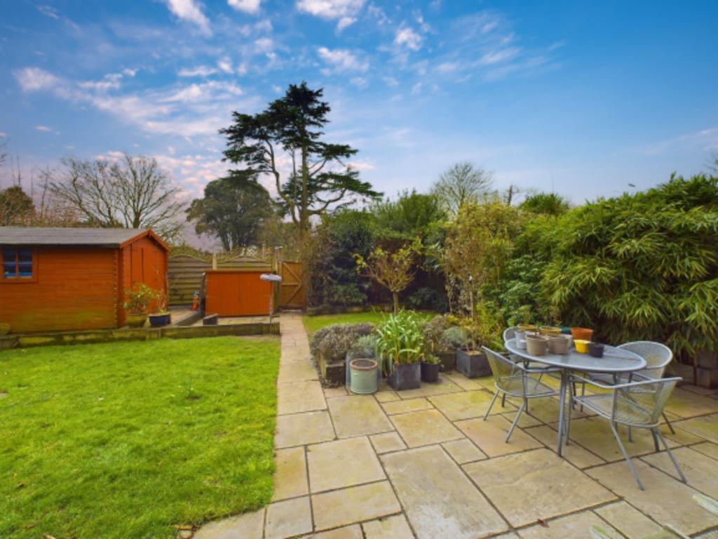 Back Garden CAM02314 G0-PR0077-STILL025-4