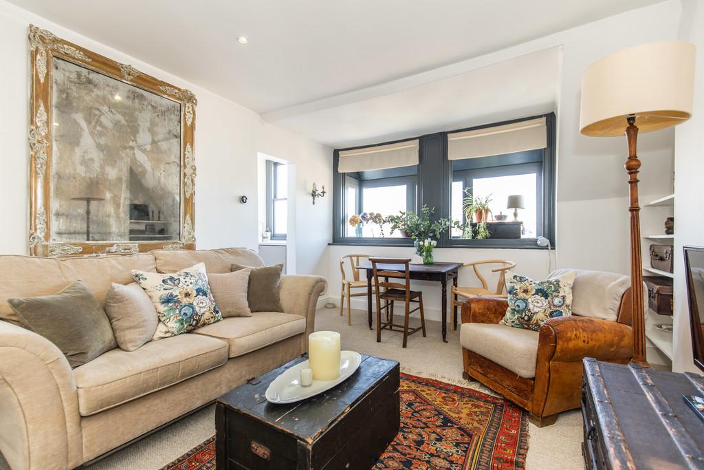 35 Gwydyr Mansions1