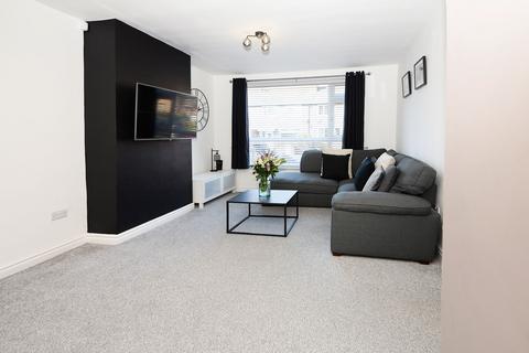 1 Glenthorne Drive, Ashton-under-lyne, OL7 9DT