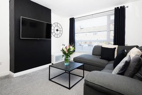1 Glenthorne Drive, Ashton-under-lyne, OL7 9DT