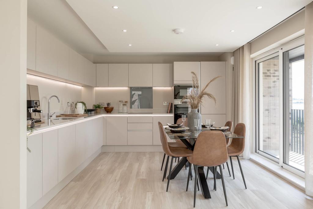 69758 Queenswater Apartments-009