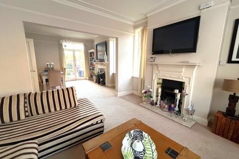 7 bedroom end of terrace house for sale, Paston Road, Mundesley