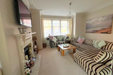 7 bedroom end of terrace house for sale, Paston Road, Mundesley