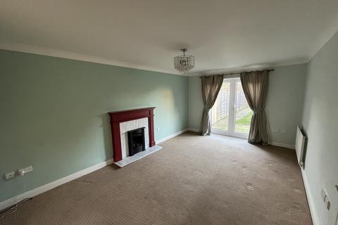 4 bedroom semi-detached house to rent, Carlton Boulevard, Lincoln