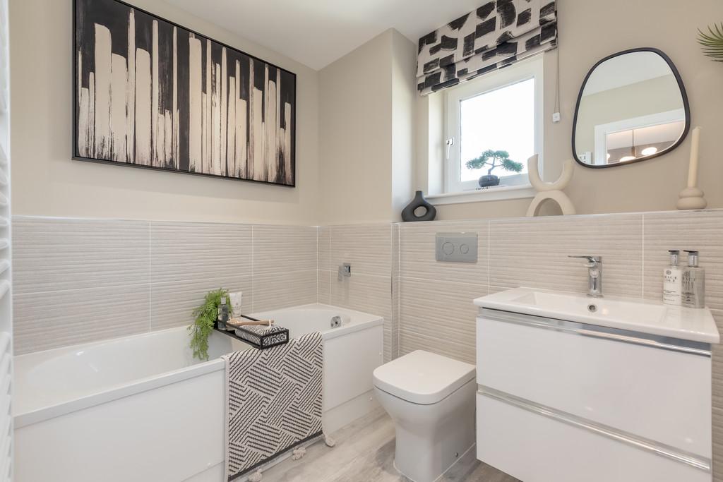 69758 Queenswater Apartments-085