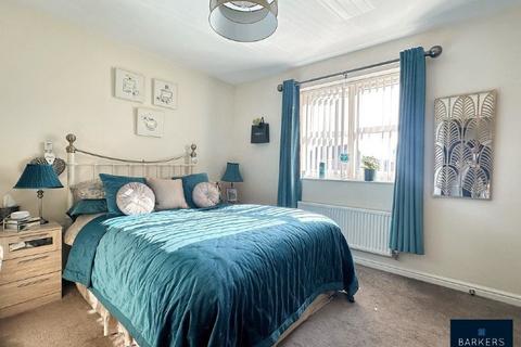 2 bedroom apartment for sale, Laithe Hall Avenue, Cleckheaton