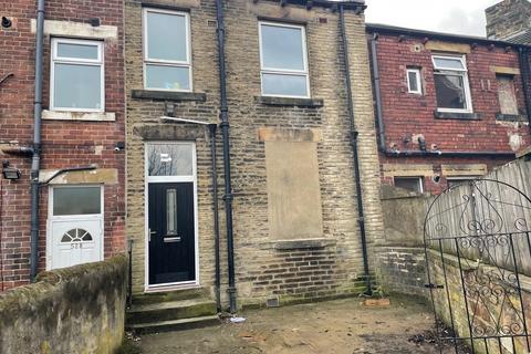 1 bedroom apartment to rent, Huddersfield Road, Dewsbury