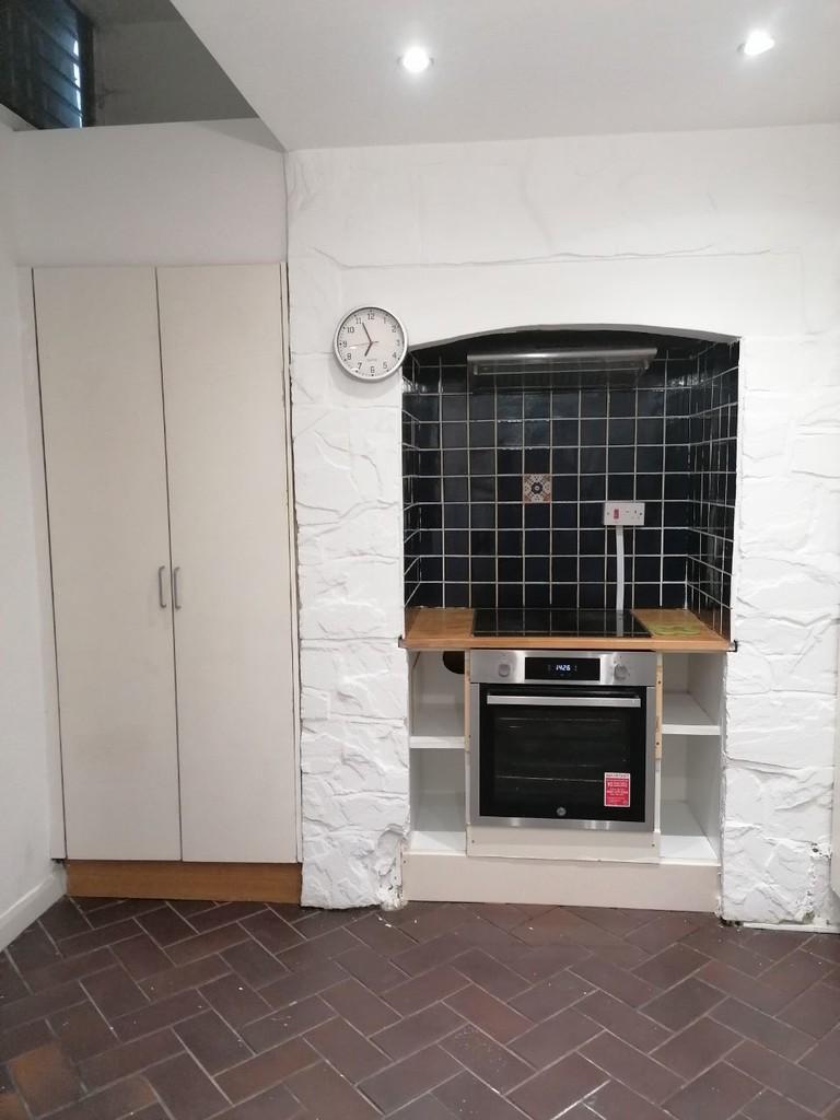 Kitchen 6
