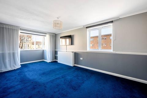 2 bedroom flat for sale, Power Close (25% share), Guildford, GU1