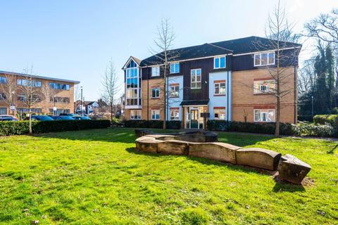 2 bedroom flat for sale, Power Close, Guildford, GU1