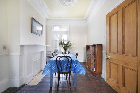 3 bedroom terraced house for sale, Burghley Road, London N8