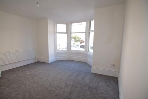 2 bedroom ground floor flat to rent, Alexandra Road, Blackpool