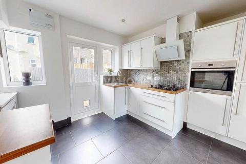 2 bedroom flat for sale, Dale Avenue, Plymouth PL6