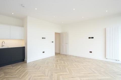 3 bedroom apartment to rent, 63 Cardigan Road, E3 5SQ