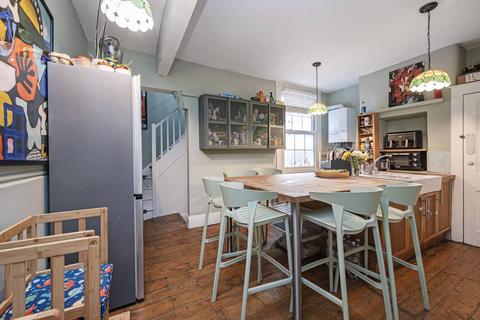 3 bedroom terraced house for sale, Hague Street, Bethnal Green, London, E2