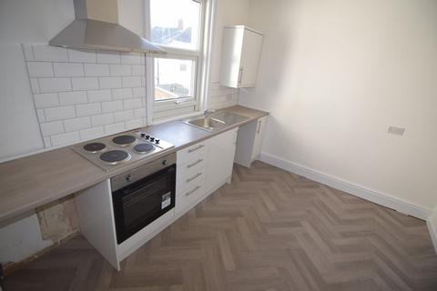 2 bedroom apartment to rent, Alexandra Road, Blackpool