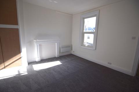 2 bedroom apartment to rent, Alexandra Road, Blackpool