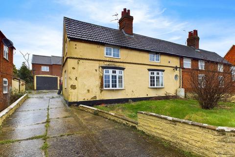 2 bedroom semi-detached house for sale, Halton Road, Spilsby PE23