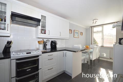 3 bedroom end of terrace house for sale, Mallard Road, Bournemouth