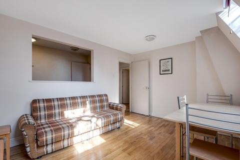 1 bedroom flat for sale, Ark Court, Alkham Road, London, N16