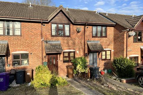 2 bedroom terraced house to rent, Turpins Ride, Herts SG8