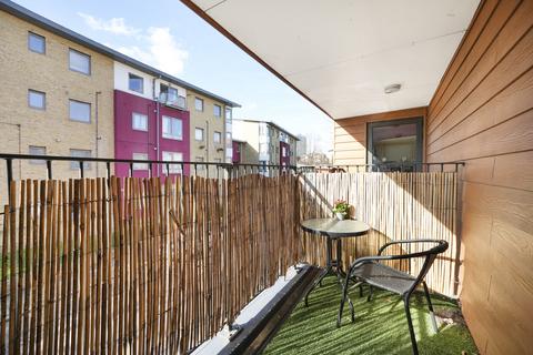 2 bedroom apartment for sale, Winkfield Road, London N22