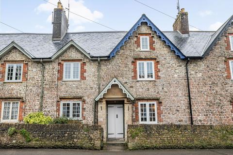 3 bedroom terraced house for sale, Church Street, Warminster BA12