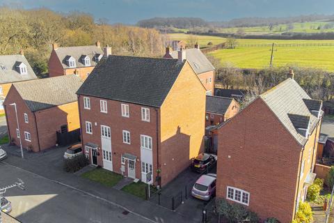 4 bedroom semi-detached house for sale, Pipistrelle Drive, Nuneaton CV13