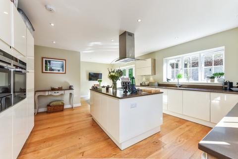 4 bedroom detached house for sale, London Road, Liphook, Hampshire