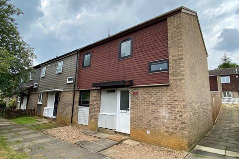 2 bedroom end of terrace house for sale, South Holme Court, Thorplands, Northampton, NN3 8AN