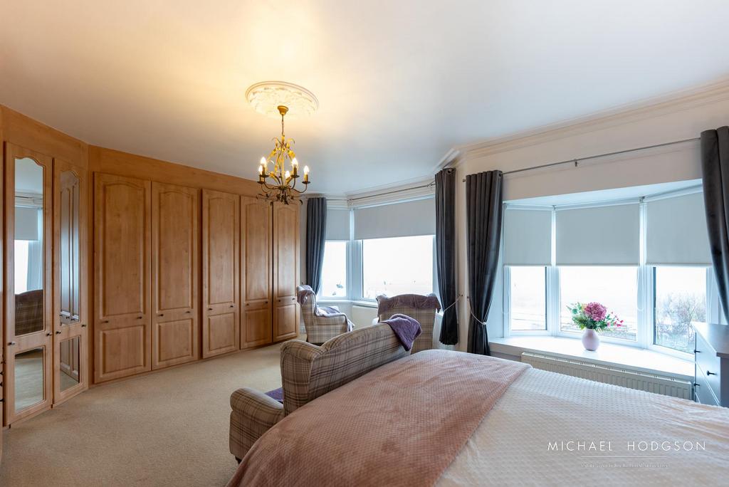 10 Cliffe Park-19.jpg
