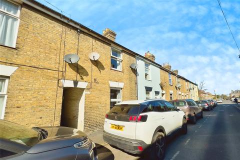 3 bedroom house to rent, Westgate Road, Kent ME13