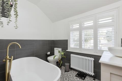 18 Hartley Road, Longfield, DA3 7PE