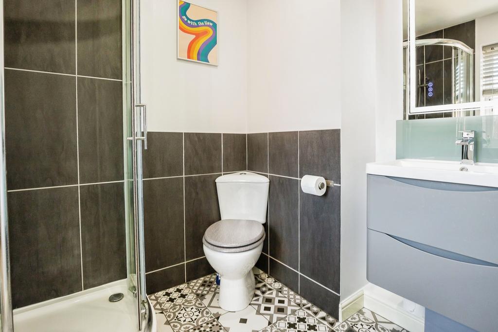 Ensuite