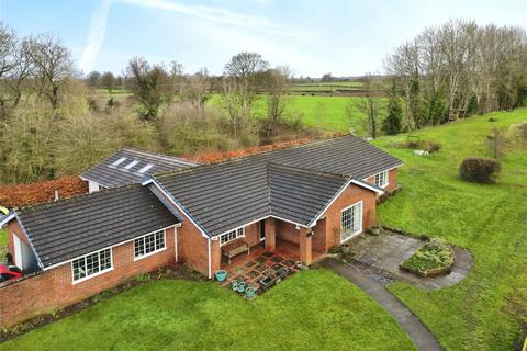 4 bedroom bungalow for sale, Cambrian Avenue, Oswestry SY11