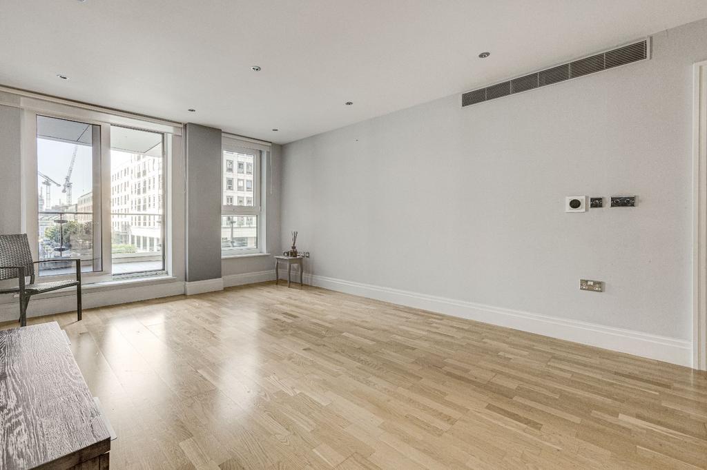 Apartment in Imperial Wharf - View 2