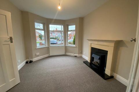 3 bedroom terraced house to rent, Kingston Road, Willerby, Hull, HU10 6AL