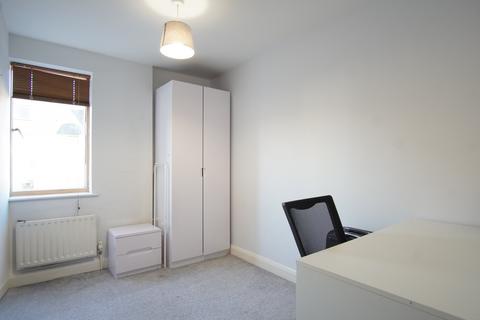 2 bedroom flat to rent, Compass House, Bristol BS3
