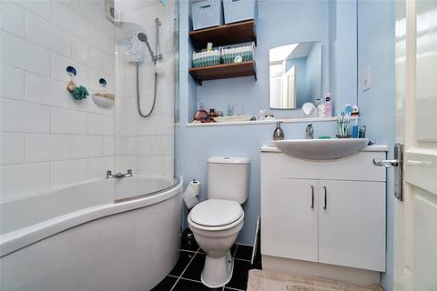Flat 5, 7 Brambledown Road, Wallington, SM6 0TG